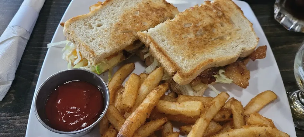 Bacon Avocado Sandwich
